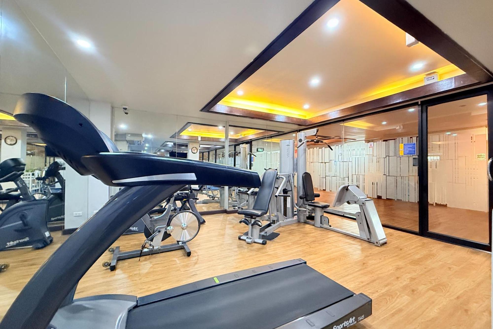 Days Inn By Wyndham Patong Beach Esterno foto